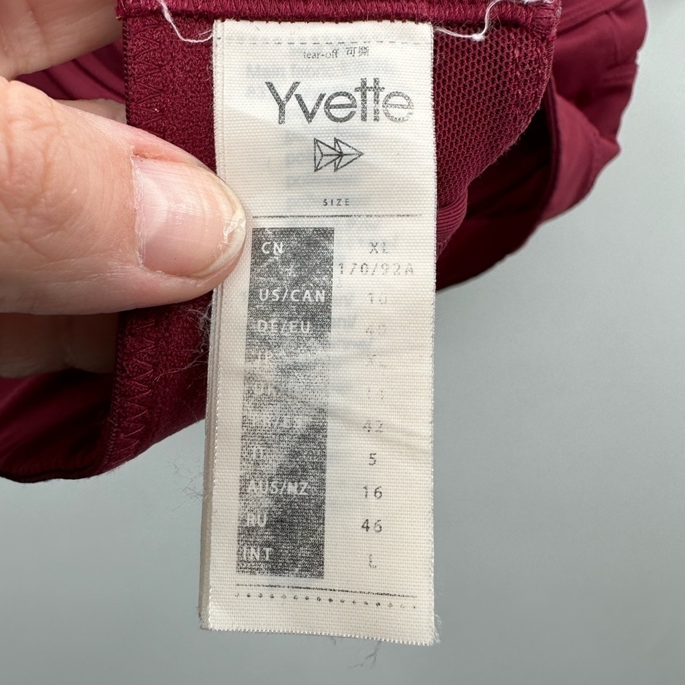 Yvette Red Cross-cross back padded athleisure activewear woman sports bra. XL - Picture 7 of 10